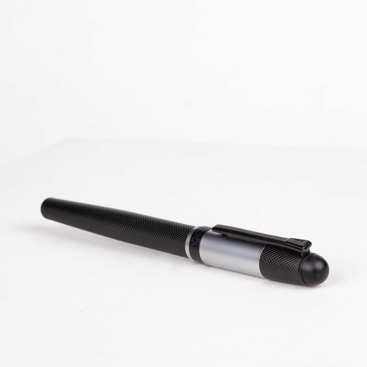 Wieczne pióro Classicals Black Edition Silver - obrazek 12