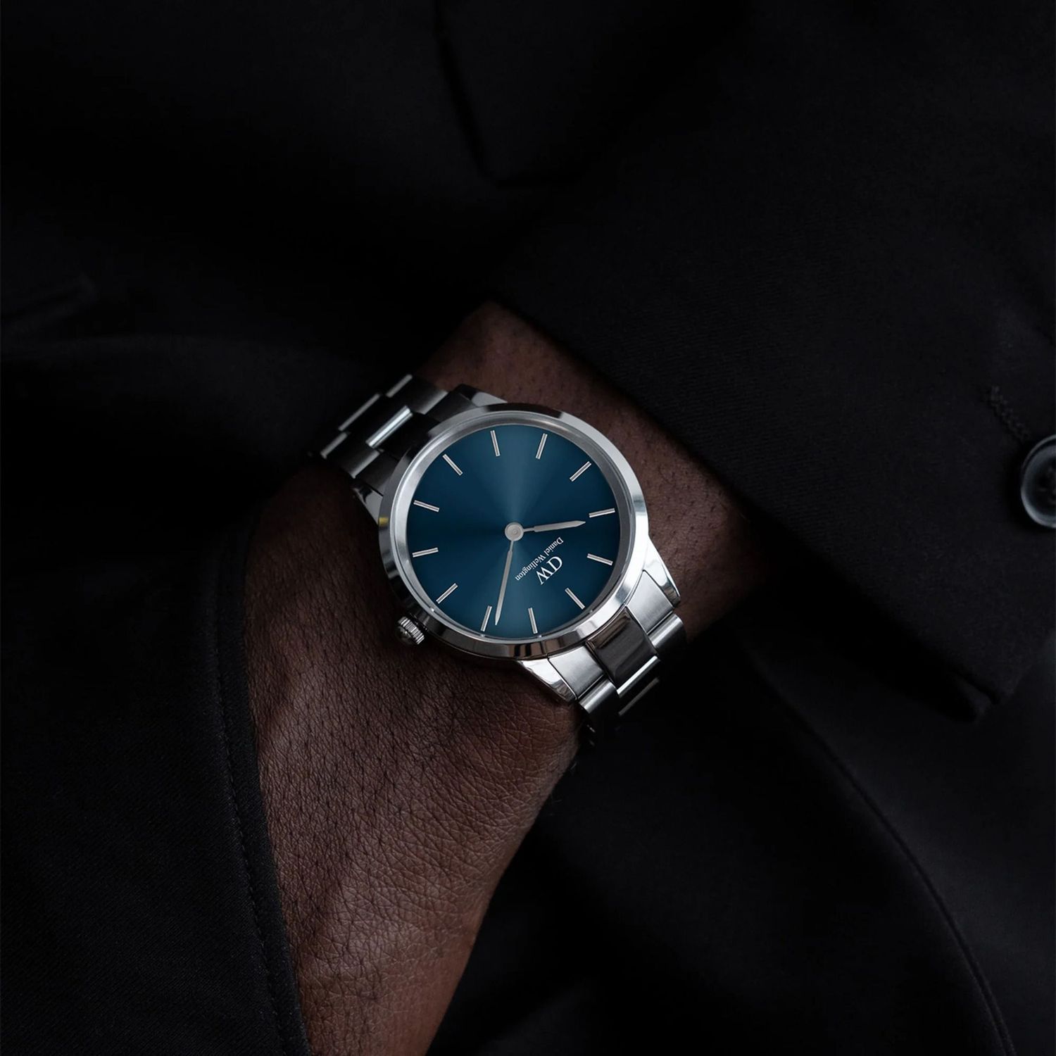 Zegarek Iconic Link Arctic Silver&Blue D28 - obrazek 6