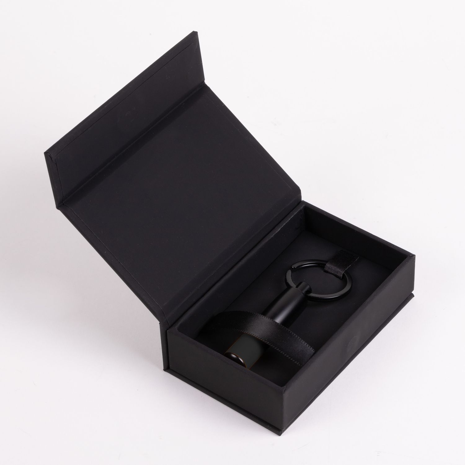 Breloczek na klucze Gear Matrix Black - obrazek 2