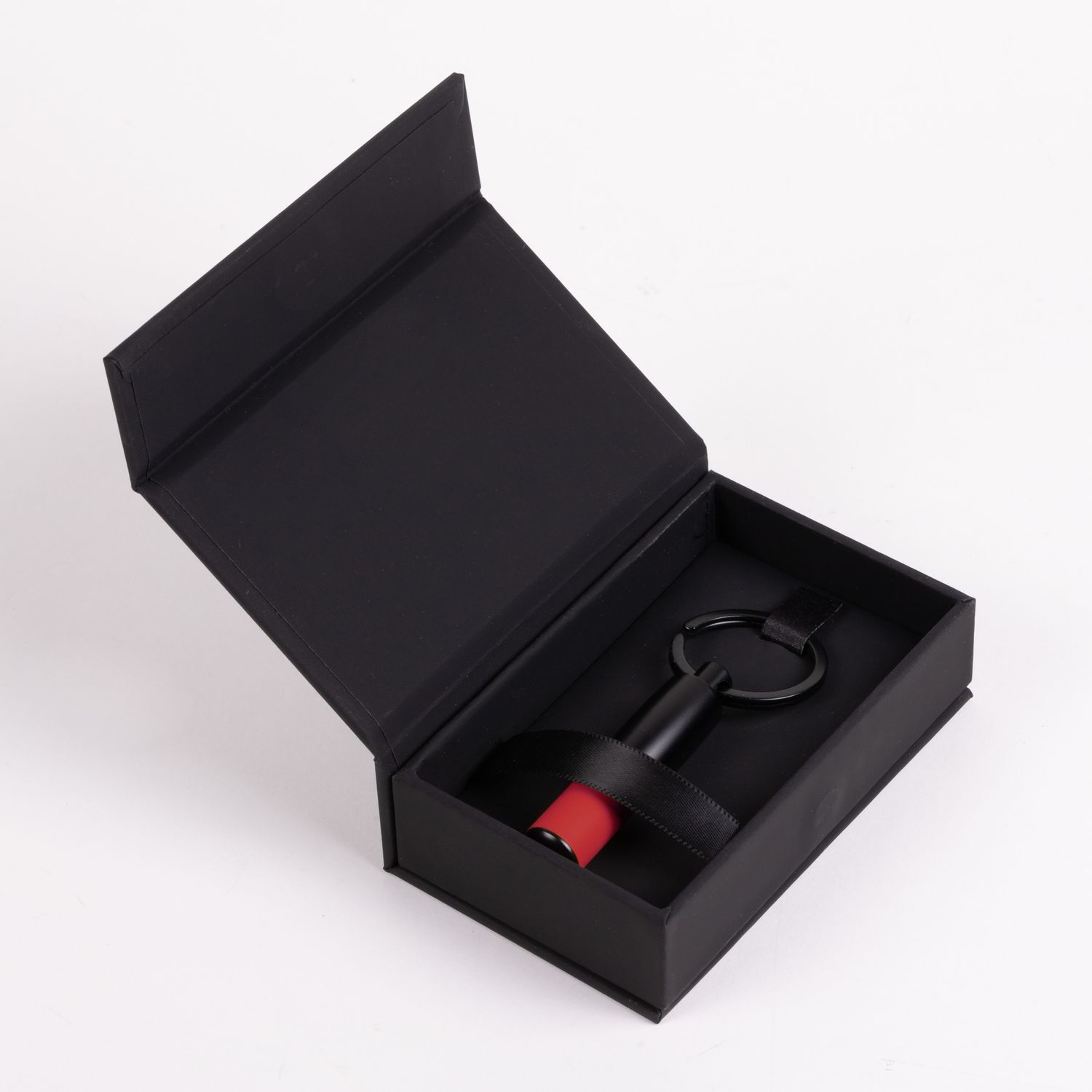 Breloczek na klucze Gear Matrix Red - obrazek 2