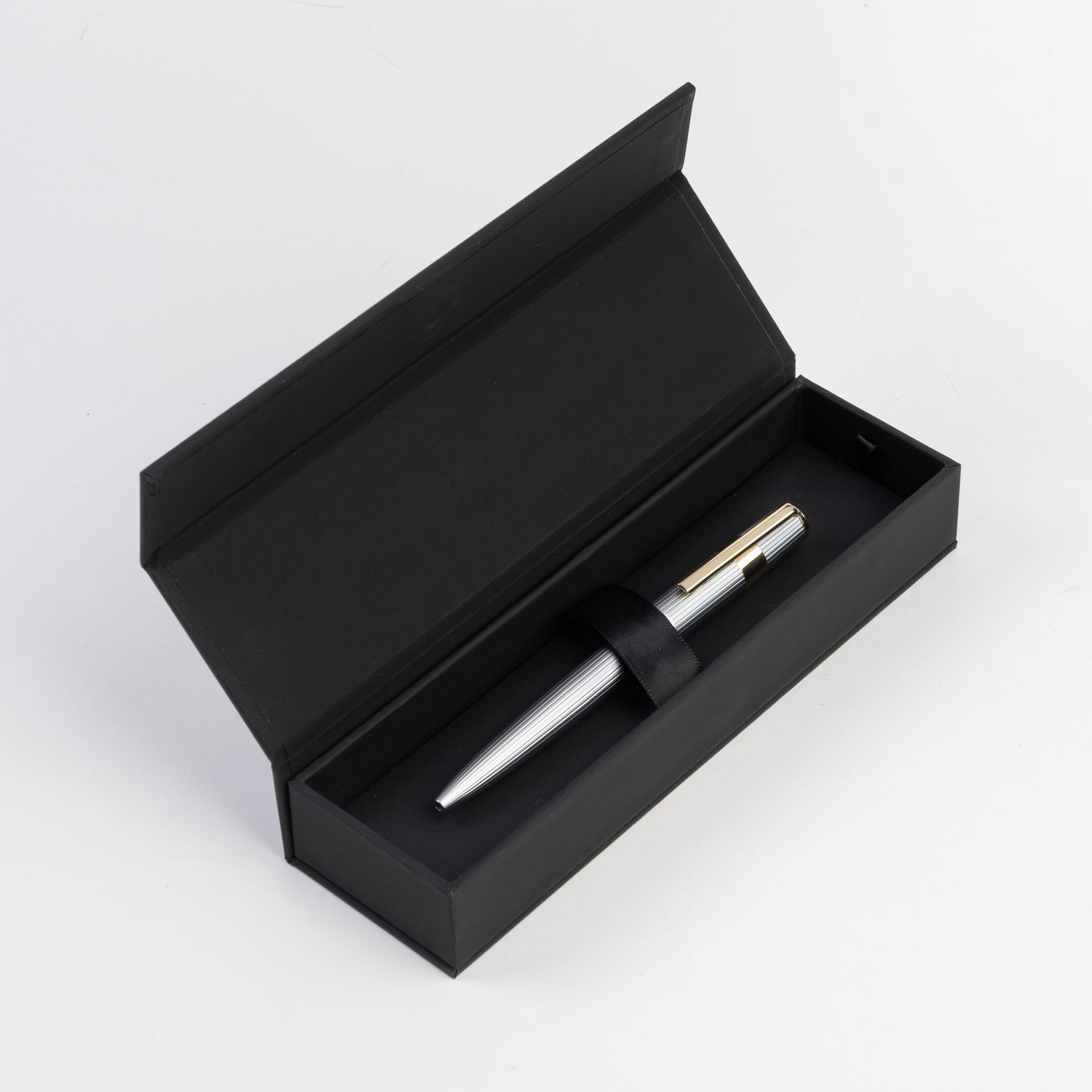 pióro kulkowe Gear Pinstripe Silver / Gold - obrazek 5