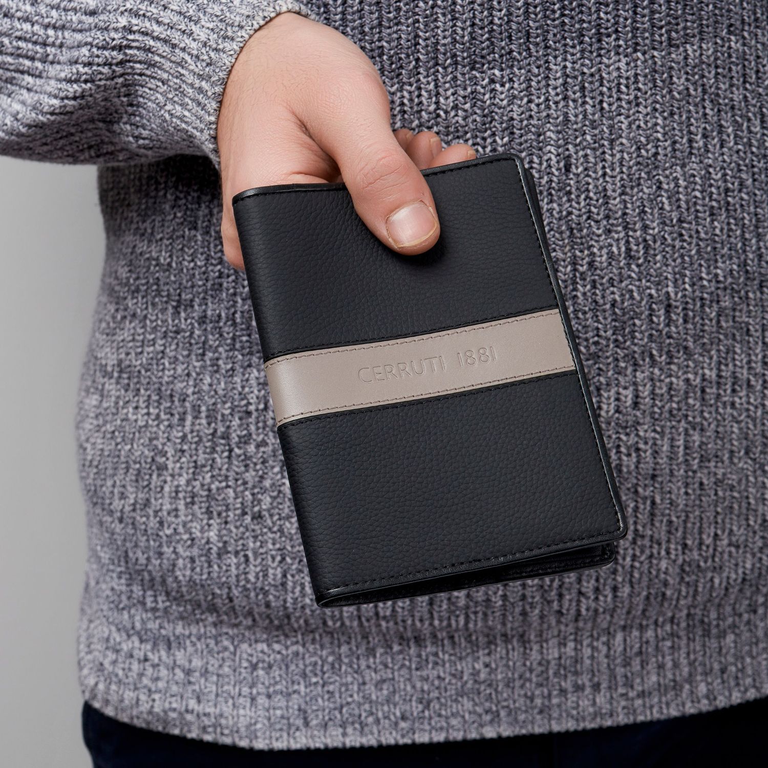 Etui na paszport Delano Taupe & Black - obrazek 5