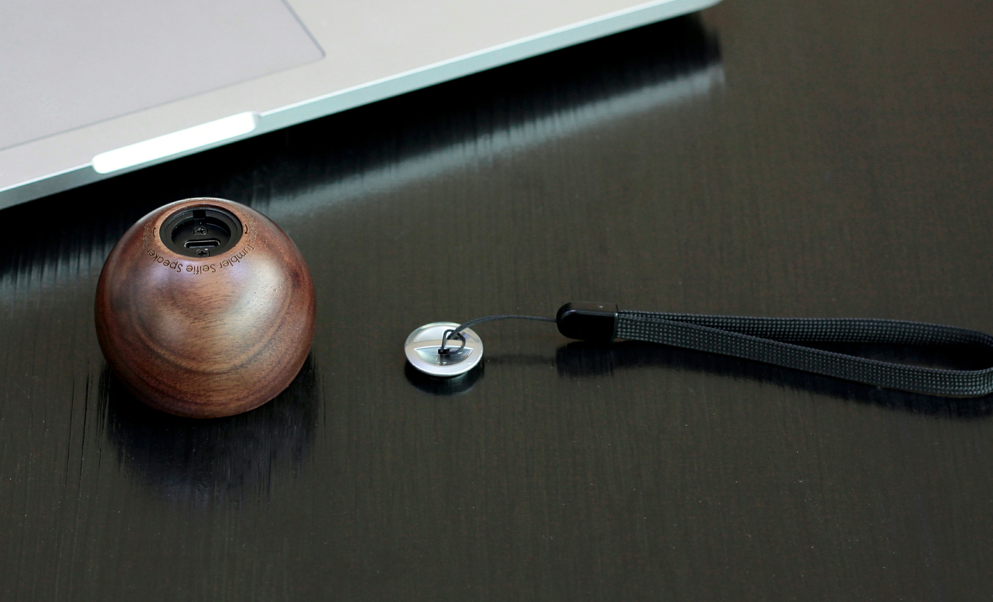 Głośnik Bluetooth Tumbler Selfie Walnut - obrazek 2