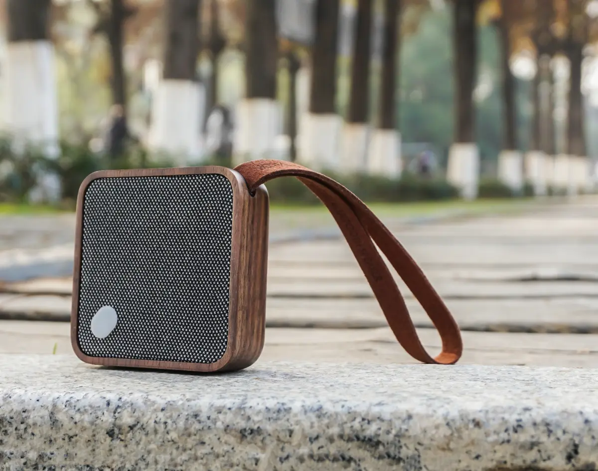 Głośnik Bluetooth Mi Square Natural Walnut - obrazek 1