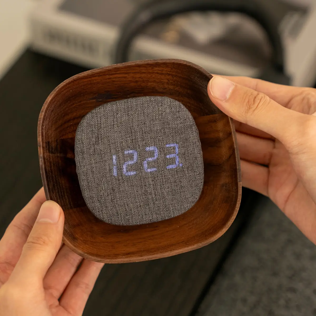 Budzik Lumos Square Walnut - obrazek 5