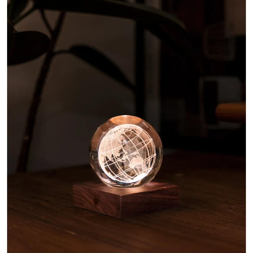 Lampa Amber Crystal 3D laser / Kolekcja kosmiczna: Kula ziemska - obrazek 3