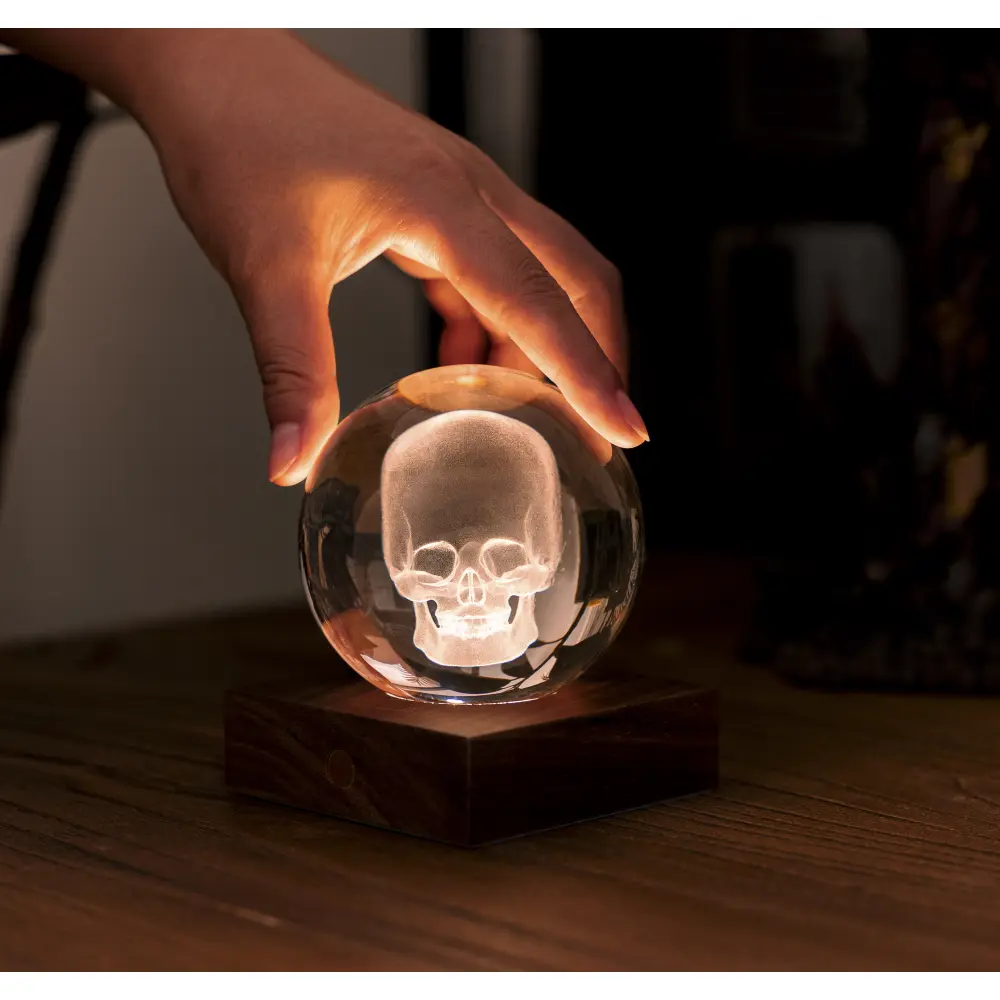 Lampa Amber Crystal 3D laser / Kolekcja przygodowa: Czaszka - obrazek 2