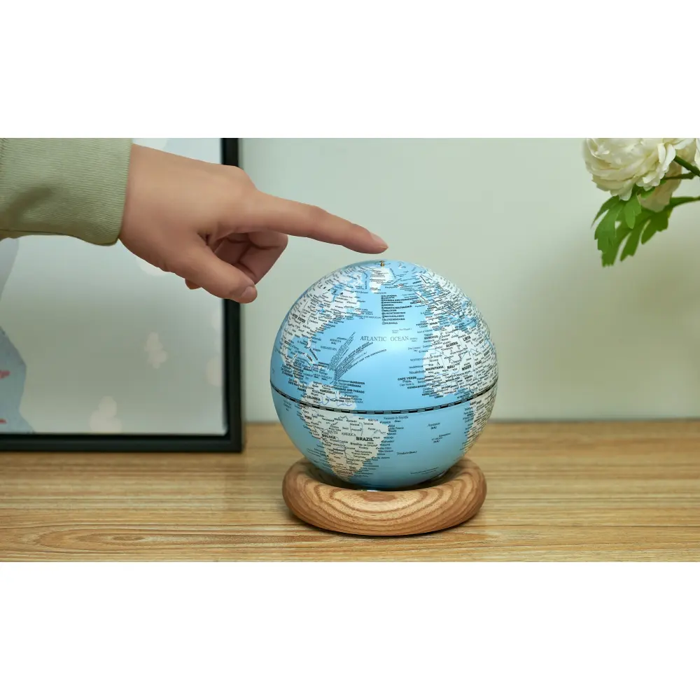 Mini Lampa Atlas Globe Lightblue White Ash base - obrazek 11