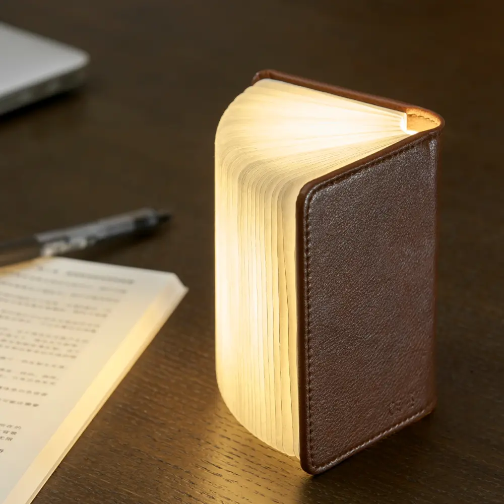 Duża lampa książka Smart Book Brown- wykończenie włókno skórzane - obrazek 4