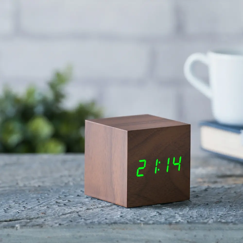 Budzik Wooden Cube Click Brązowy / Zielony - obrazek 3