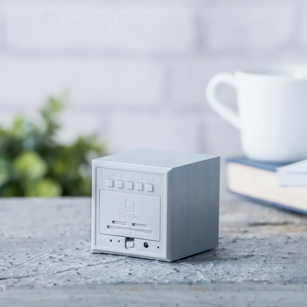 Budzik Wooden Cube Click Aluminium / Biały LED - obrazek 2