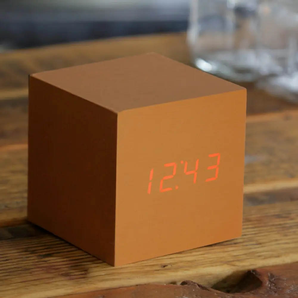 Budzik Wooden Cube Click Copper / Red LED - obrazek 2