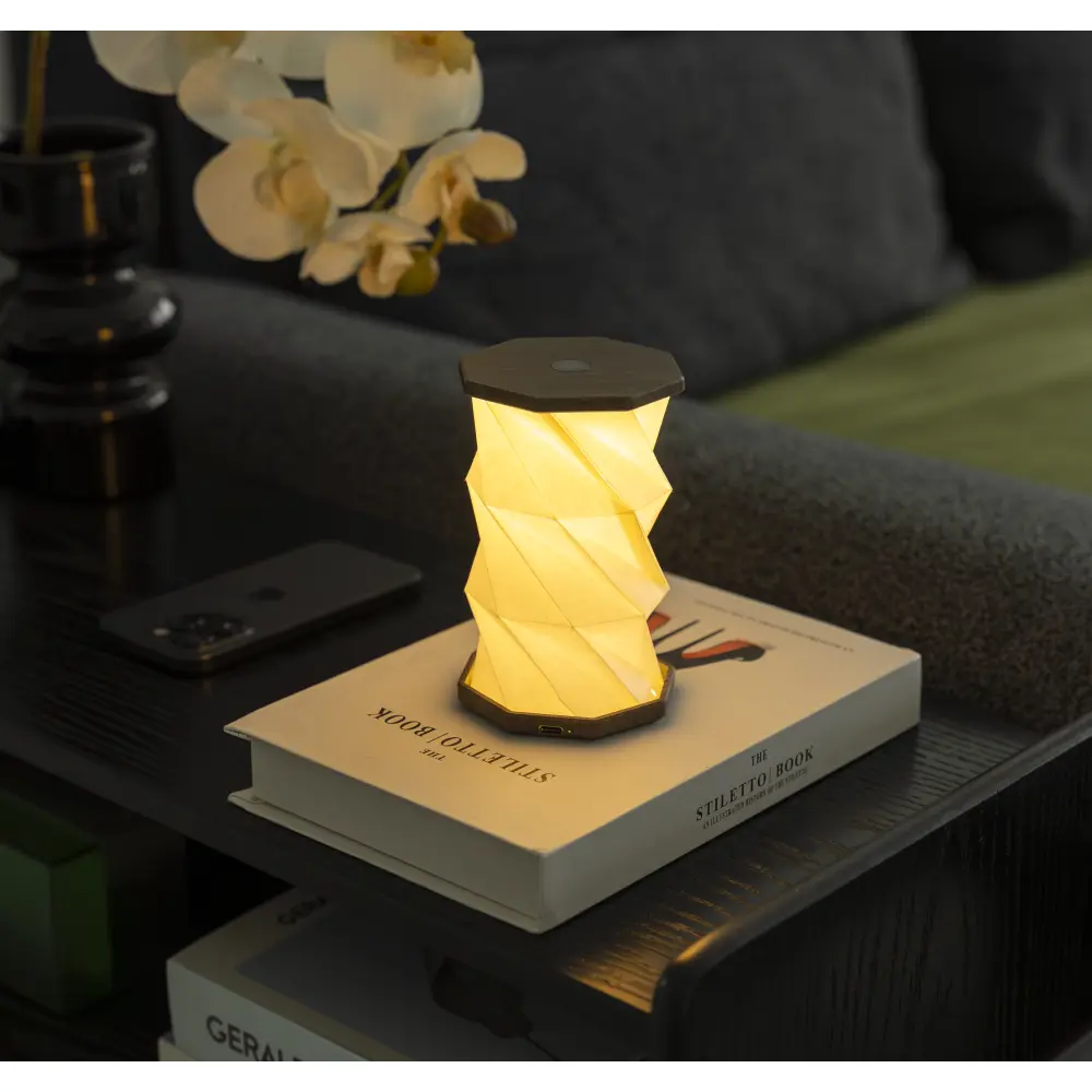Mini lampa Twist Hexagon Walnut Drift - obrazek 2