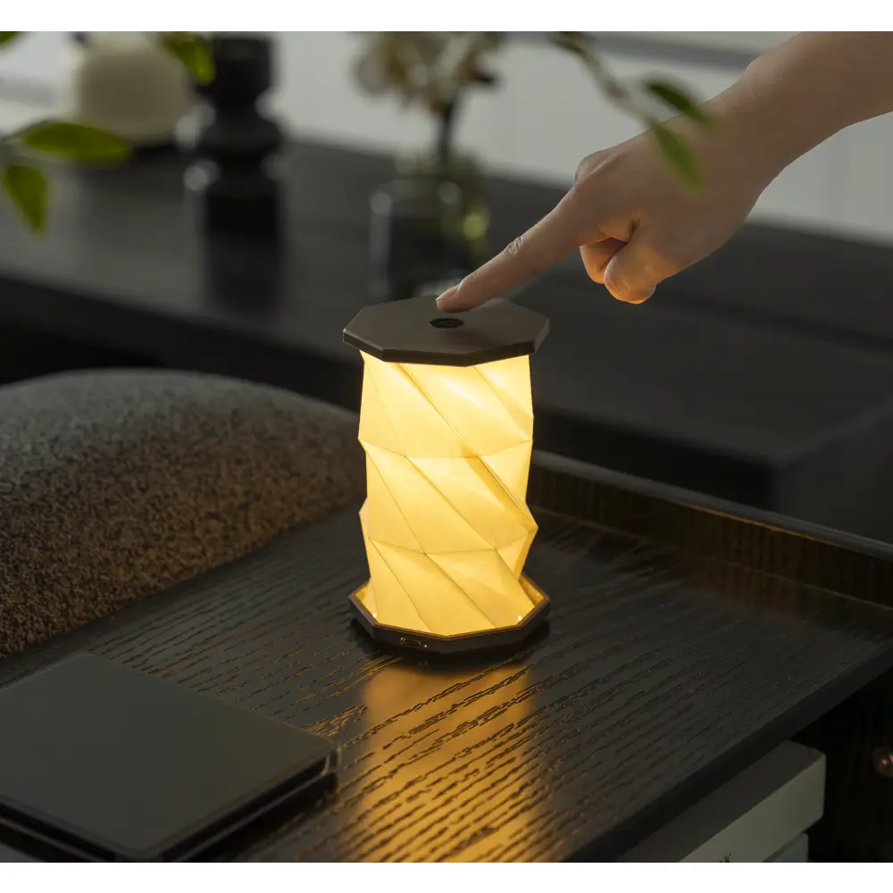 Mini lampa Twist Hexagon Walnut Drift - obrazek 7