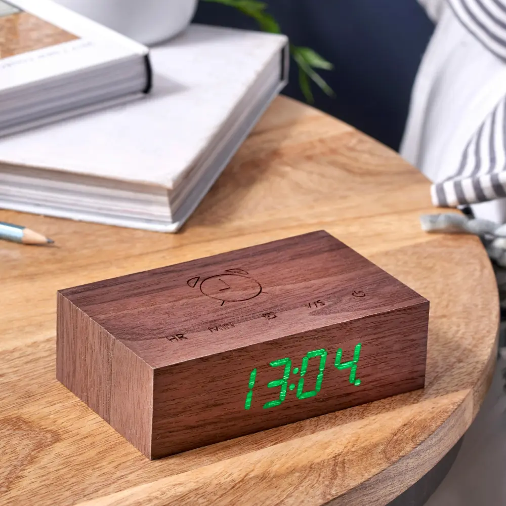 Budzik Flip Cilck Zielony LED/ Natural Walnut - obrazek 9