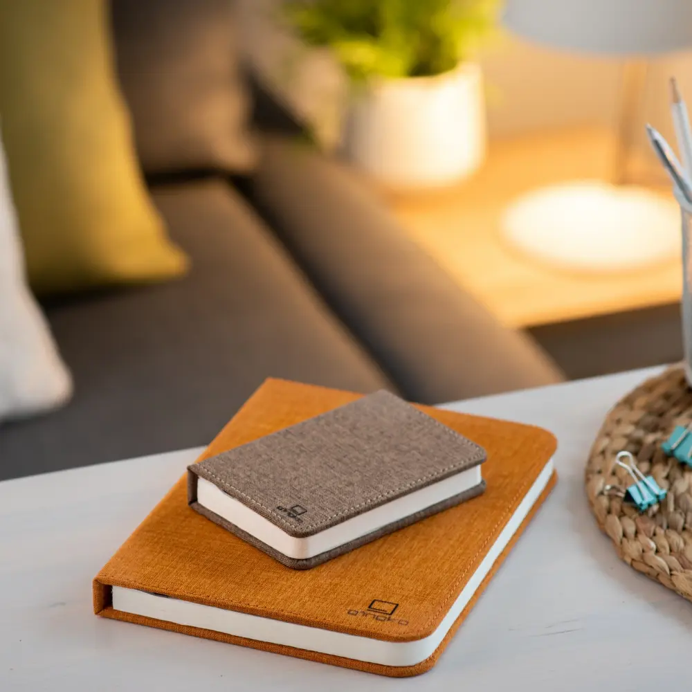 Duża lampa książka Smart Book Harmony Orange - wykończenie tkaniną - obrazek 8