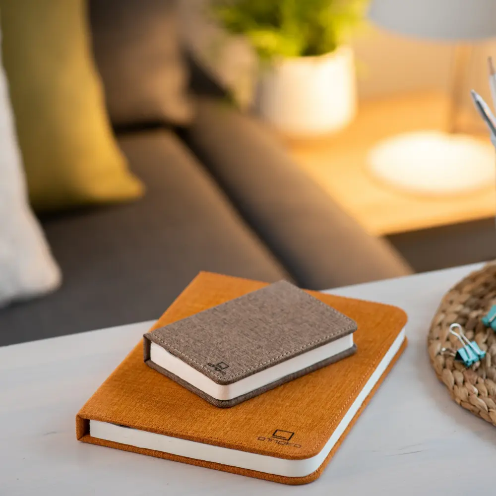 Mini Lampa książka Smart Book Coffee Brown - wykończenie tkaniną - obrazek 6