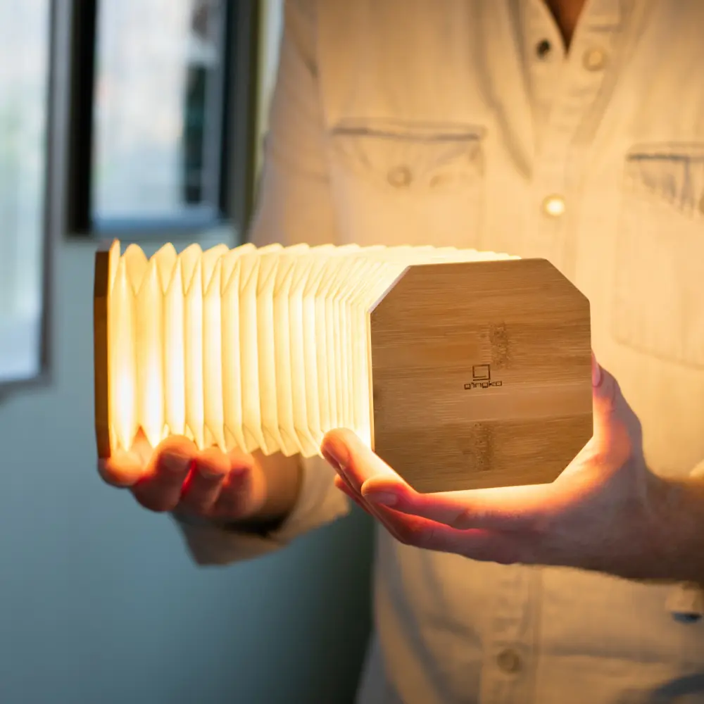 Inteligentna lampa akordeonowa Natural Bamboo Wood - obrazek 3