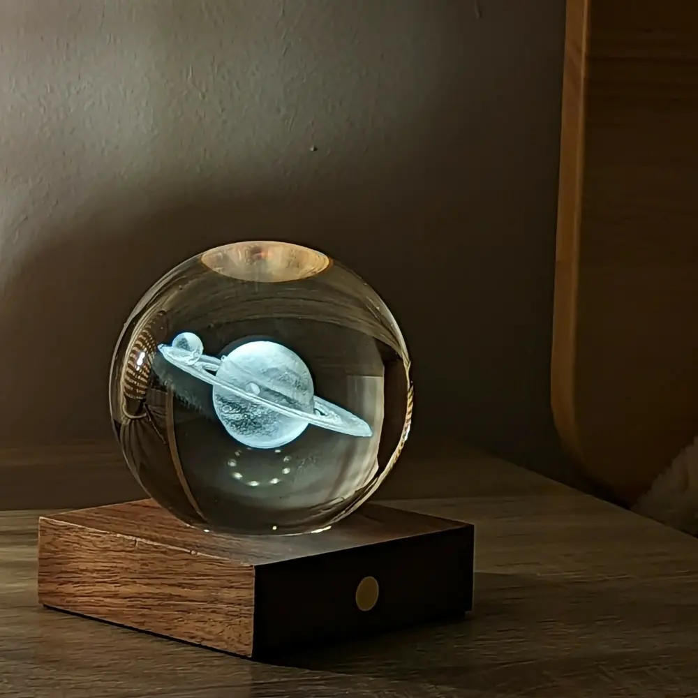 Lampa Amber Crystal 3D laser / Kolekcja kosmiczna: Saturn