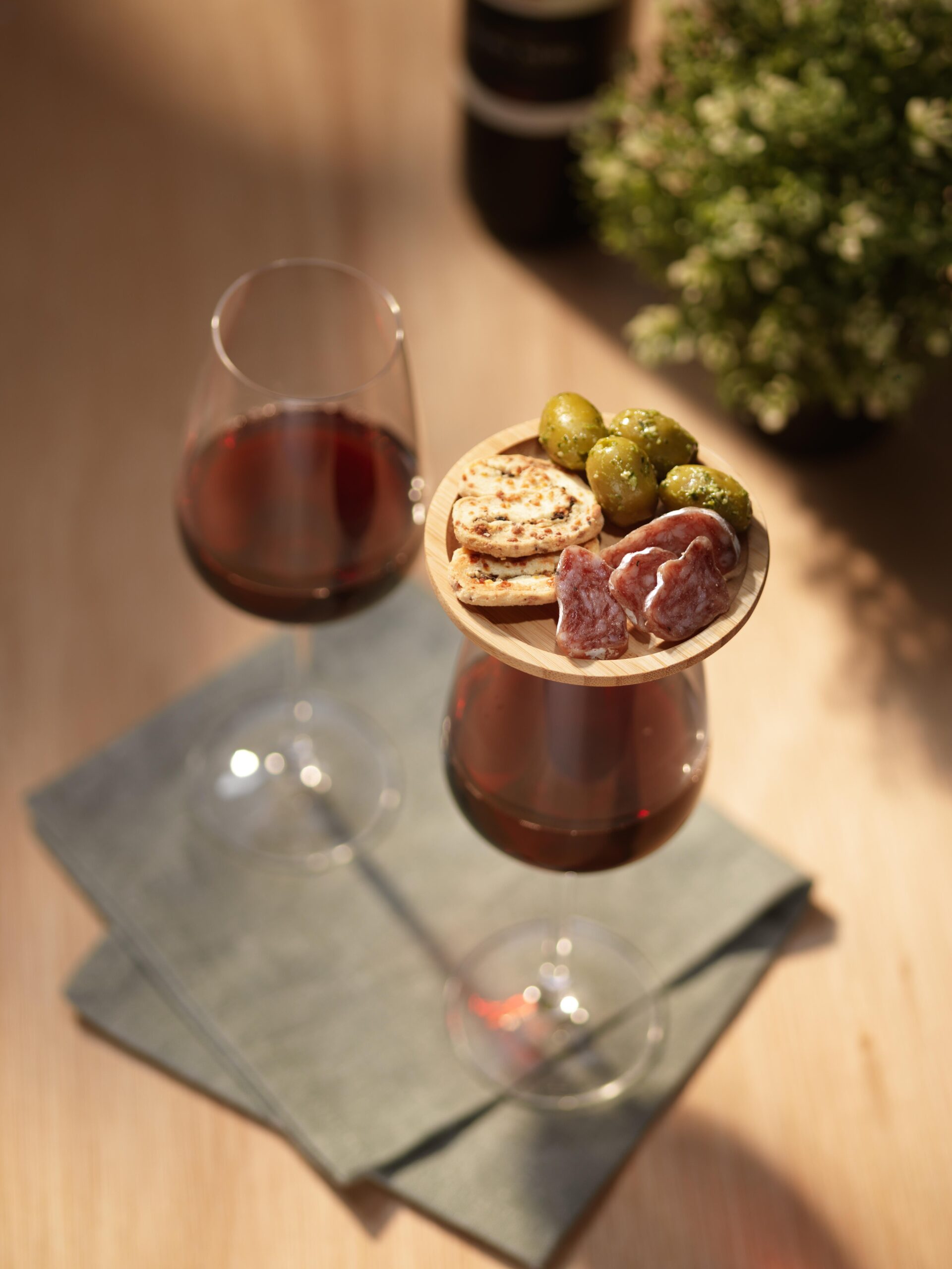 Wooosh Piccolo Bamboo Wine Glass Topper - obrazek 5